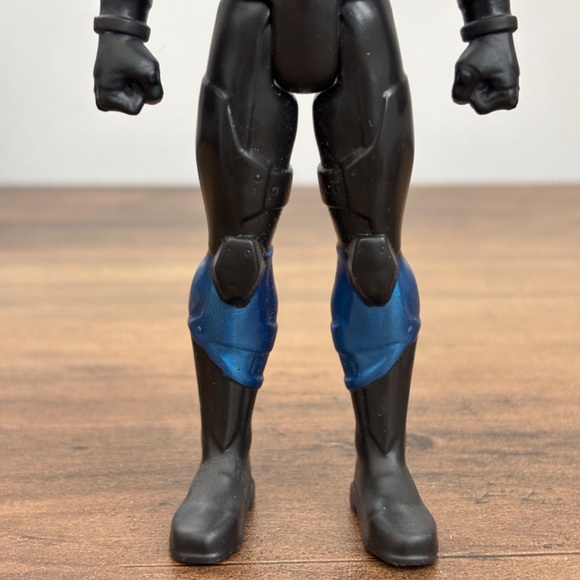 2019 Mattel DC Comics Batman Robin Missions NIGHTWING 6" Action Figure Toy - Picture 3 of 10